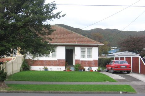 Photo of property in 190-191 Cambridge Terrace, Naenae, Lower Hutt, 5011