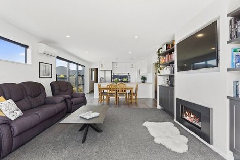 Photo of property in 9 Highgate Drive, Rangiora, 7400