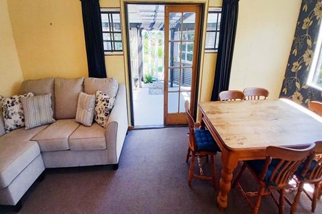 Photo of property in 33 Clifden Highway, Tuatapere, 9620