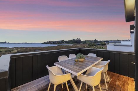 Photo of property in 31 Hinaki Street, Poike, Tauranga, 3112