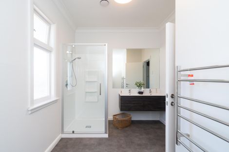 Photo of property in 17 Saint Johns Avenue, Palmerston North, 4414