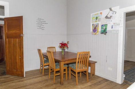 Photo of property in 36 Gordon Street, Dannevirke, 4930