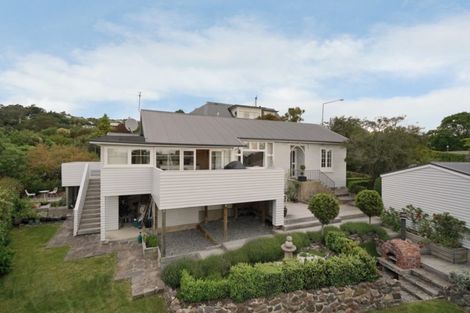 Photo of property in 3 Hackthorne Road, Cashmere, Christchurch, 8022