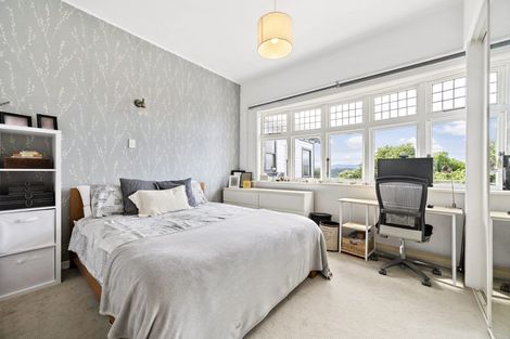 Photo of property in 64 Roseneath Terrace, Roseneath, Wellington, 6011