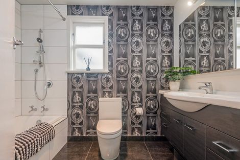 Photo of property in 35 Church Street, Awapuni, Palmerston North, 4412