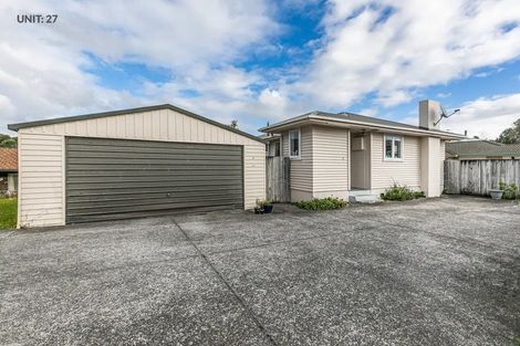 Photo of property in 27 Coniston Avenue, Te Atatu South, Auckland, 0610