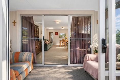 Photo of property in 5a Andrew Street, Waikanae, 5036
