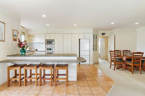 Photo of property in 210 Ajax Road, Whangamata, 3620