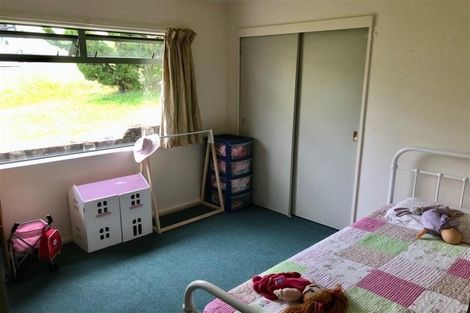 Photo of property in 86 Roberta Crescent, Orewa, 0931