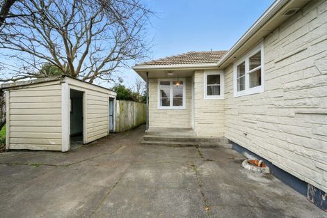 Photo of property in 30 Bateman Avenue, Bryndwr, Christchurch, 8053