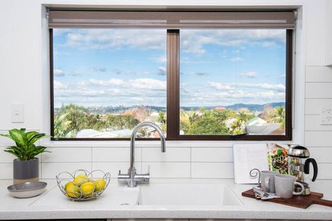 Photo of property in 170 Sturges Road, Henderson, Auckland, 0612