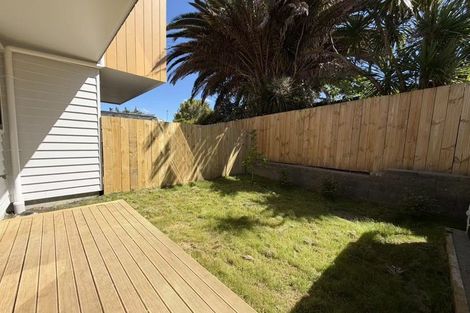 Photo of property in 140d Edgewater Drive, Pakuranga, Auckland, 2010