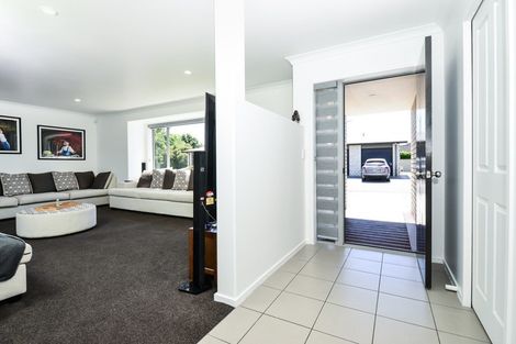 Photo of property in 5 Compton Grove, Huntington, Hamilton, 3210