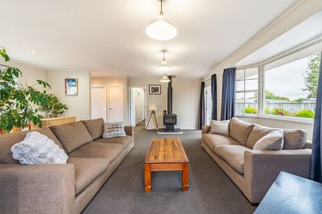 Photo of property in 27a Ebdentown Street, Ebdentown, Upper Hutt, 5018