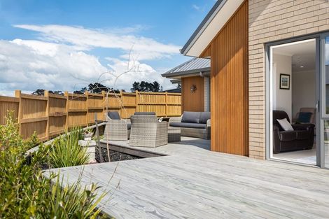 Photo of property in 15 Clifford Close, Leamington, Cambridge, 3432