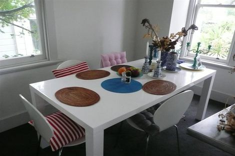 Photo of property in 1 Hadfield Terrace, Kelburn, Wellington, 6012