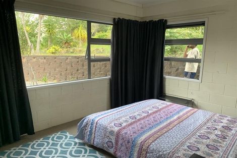 Photo of property in 5 Anchor Place, Beach Haven, Auckland, 0626