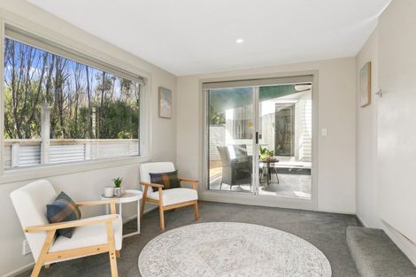 Photo of property in 9 Allen Terrace, Tawa, Wellington, 5028