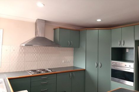 Photo of property in 89 Glenveagh Park Drive, Weymouth, Auckland, 2103