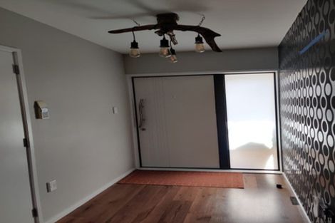 Photo of property in 96 Kaikoura Street, Maupuia, Wellington, 6022