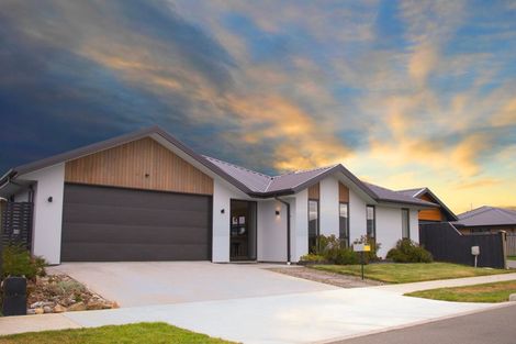 Photo of property in 8 Te Hurunui Drive, Pegasus, 7612