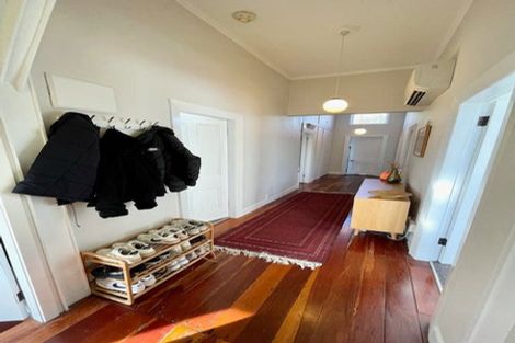 Photo of property in 45 Fairview Crescent, Kelburn, Wellington, 6012