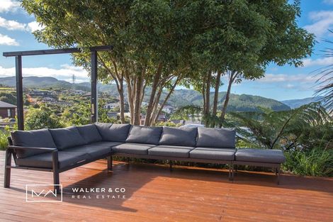 Photo of property in 22 James Nairn Grove, Riverstone Terraces, Upper Hutt, 5018