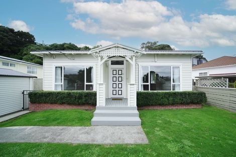 Photo of property in 70 Para Street, Miramar, Wellington, 6022