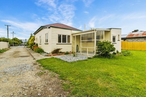 Photo of property in 10 Coronation Street, Waimate, 7924