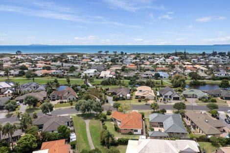 Photo of property in 27 Montego Drive, Papamoa Beach, Papamoa, 3118
