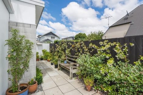 Photo of property in 4/30 Eversleigh Street, St Albans, Christchurch, 8014