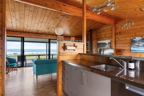 Photo of property in 105 Esplanade Drive, Whangamata, 3620