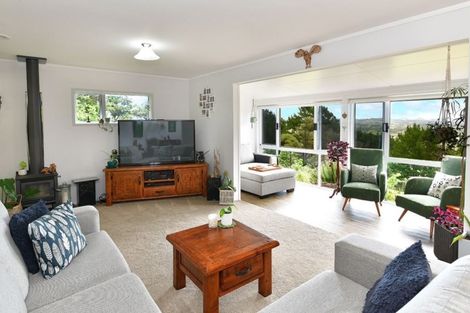 Photo of property in 144 Wishart Road, Helensville, 0875