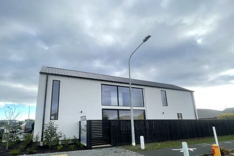 Photo of property in 1/27 Division Street, Riccarton, Christchurch, 8041