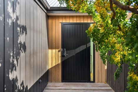 Photo of property in 18 Silver Street, Lower Shotover, Queenstown, 9304