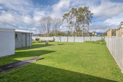 Photo of property in 25 Hinemoa Street, Levin, 5510
