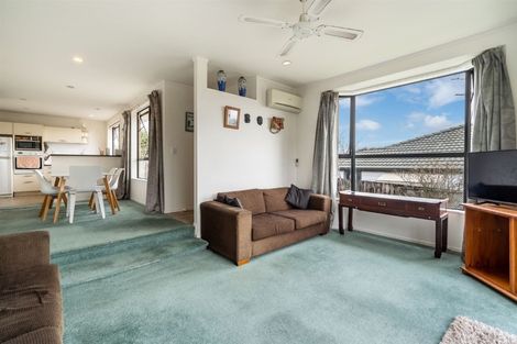 Photo of property in 2/147 Birkdale Road, Birkdale, Auckland, 0626