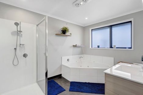 Photo of property in 37 Papawhero Drive, Bell Block, New Plymouth, 4312