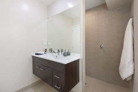 Photo of property in 5 Fendalton Place, Hatfields Beach, Orewa, 0931