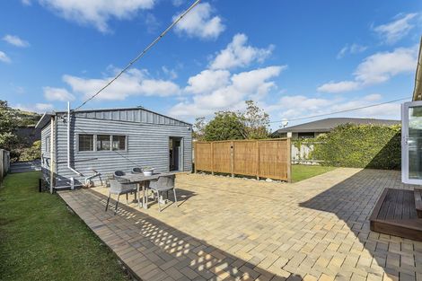 Photo of property in 78 Oxford Street, Tawa, Wellington, 5028