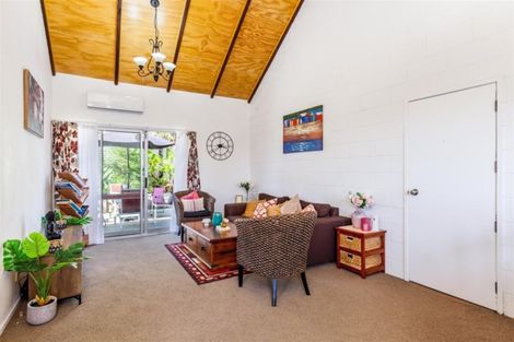 Photo of property in 3/1 Gatman Street, Birkdale, Auckland, 0626