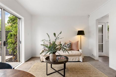 Photo of property in 3/31 Gowing Drive, Meadowbank, Auckland, 1072