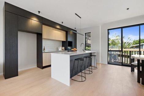 Photo of property in 6/36 William Souter Street, Forrest Hill, Auckland, 0620