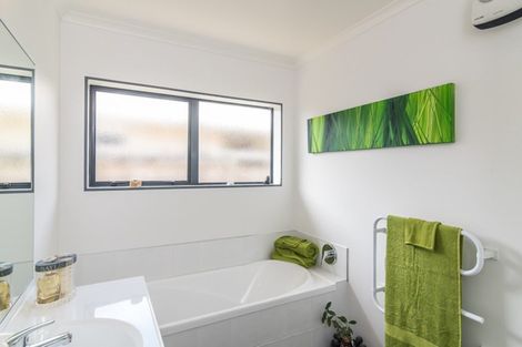 Photo of property in 92 Weggery Drive, Waikanae Beach, Waikanae, 5036