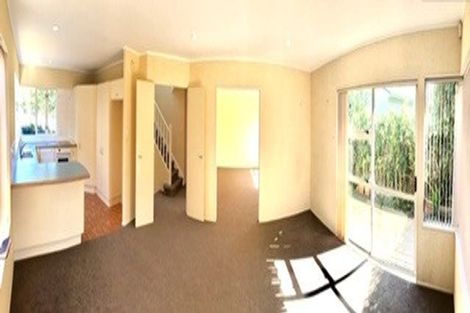 Photo of property in 1/5 Waller Avenue, Bucklands Beach, Auckland, 2012