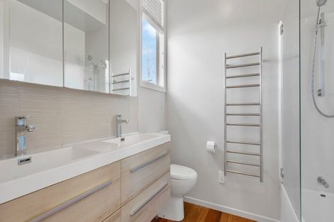 Photo of property in 145 Ponga Road, Opaheke, Papakura, 2584