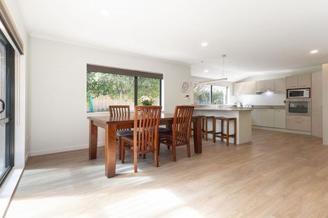 Photo of property in 3 Leanne Way, Waikanae Beach, Waikanae, 5036