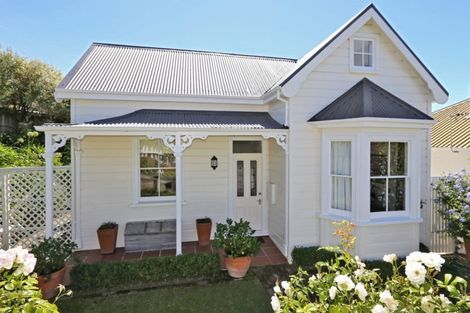 Photo of property in 21 Havelock Road, Hospital Hill, Napier, 4110