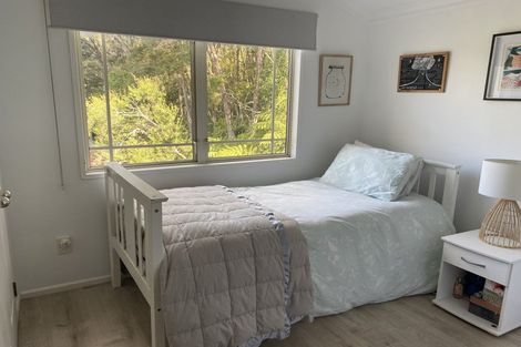 Photo of property in 39 Emlyn Place, Torbay, Auckland, 0630