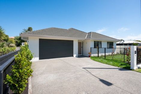 Photo of property in 12a Lucknow Road, Havelock North, 4130
